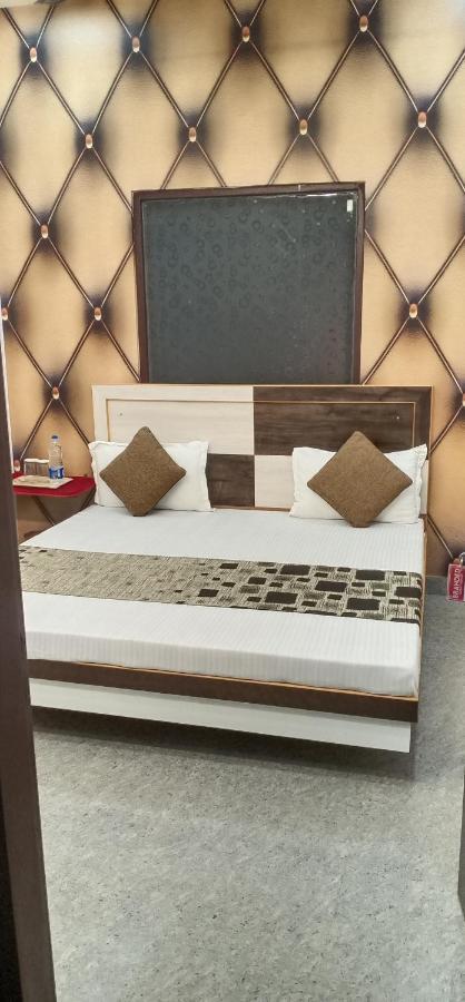 Branded Guest House Jalandhar Extérieur photo